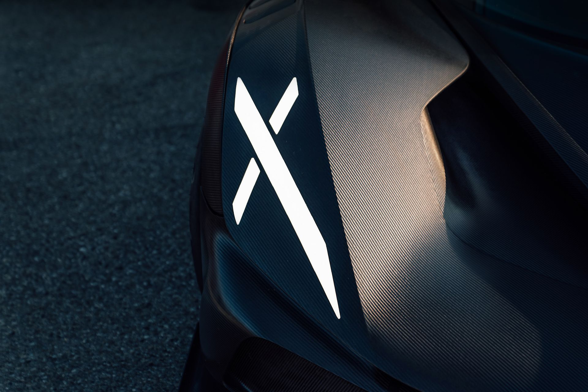 Die kunstvolle Verwendung von Kohlefaser bei Bugatti